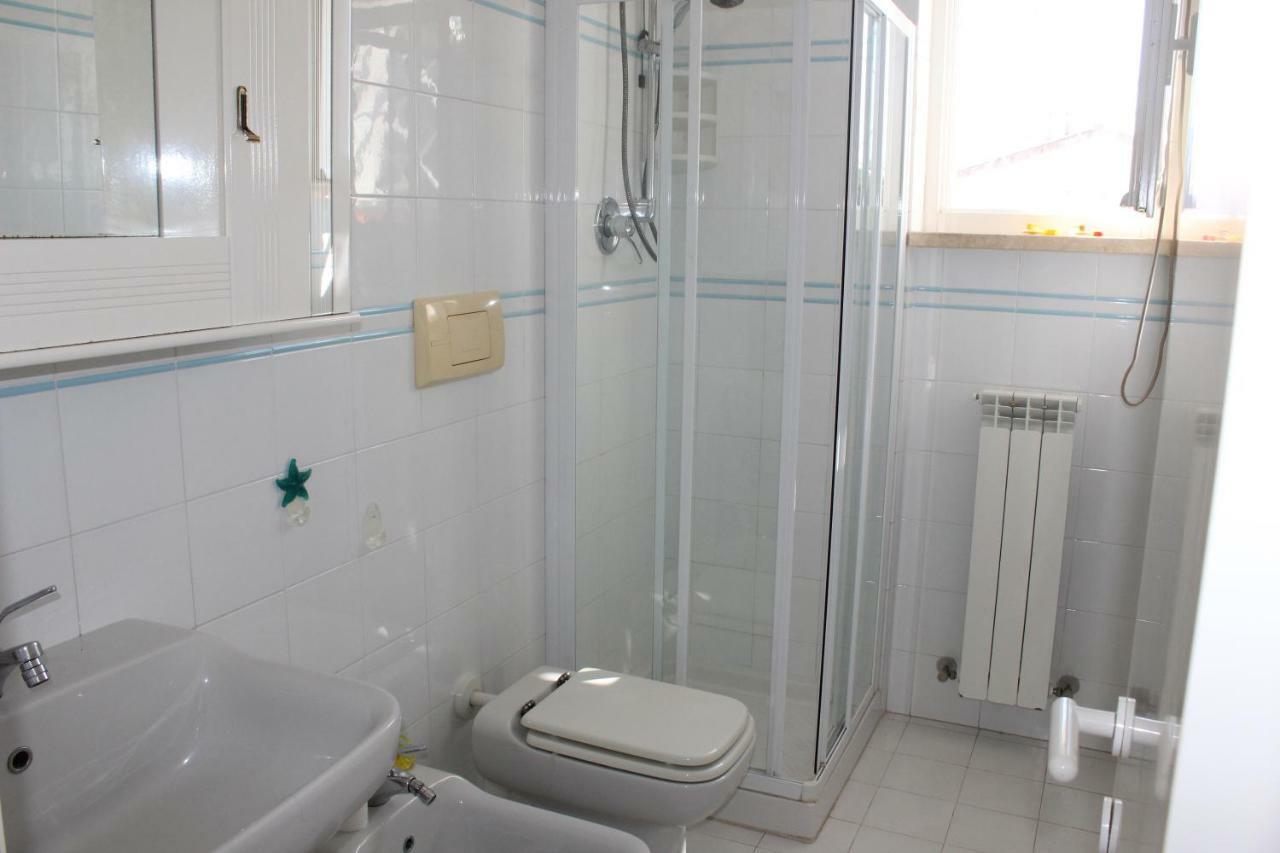 Апартаменты Bilo Frank - Delizioso Bilocale Con Terrazzo Vista Mare Нумана Экстерьер фото